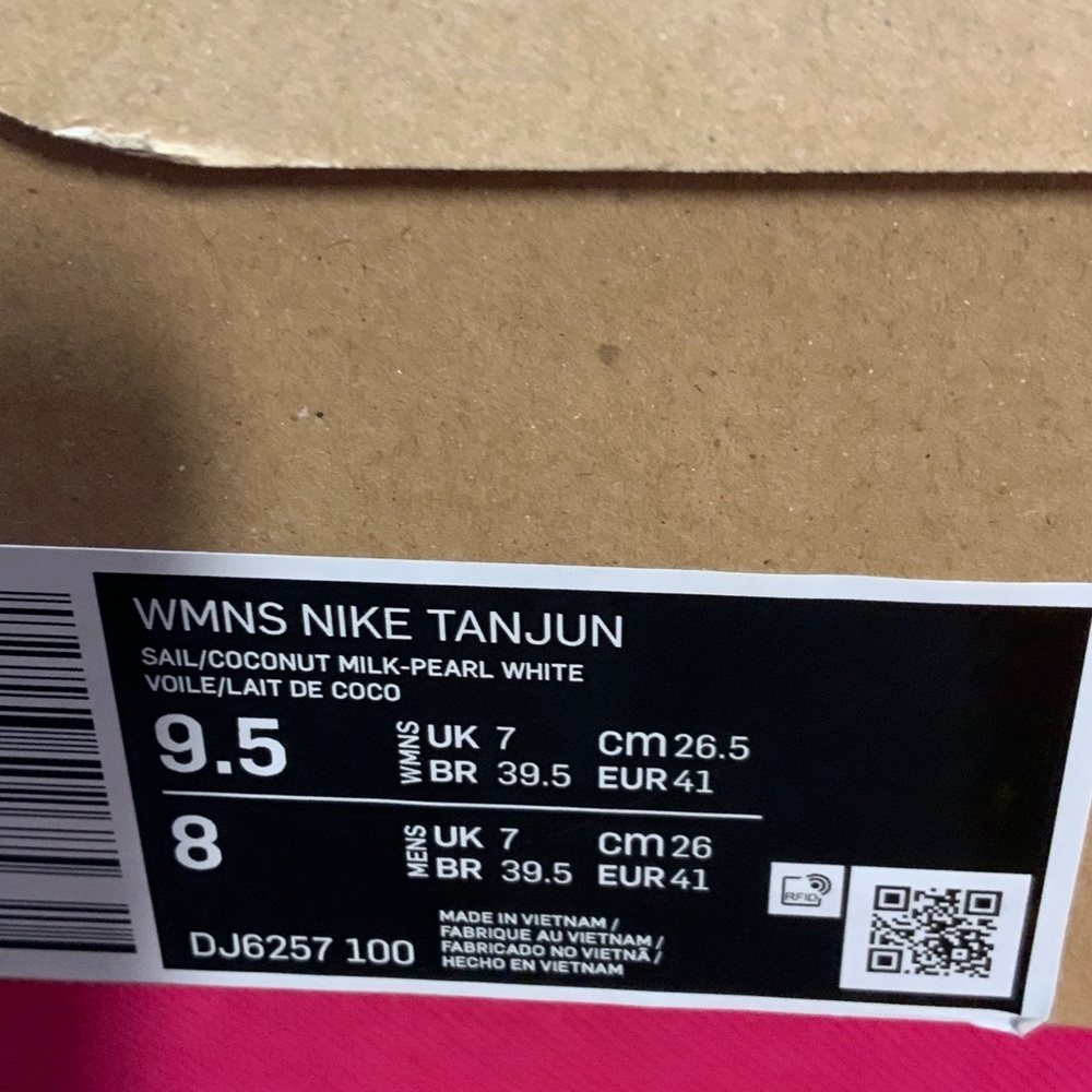 Nike Cream Eco-Friendly Sneakers - Picture 6 of 6